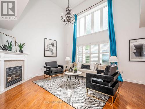 5388 Kindos Street, Burlington, ON - Indoor Photo Showing Living Room With Fireplace
