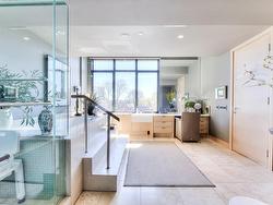 Ensuite bathroom - 