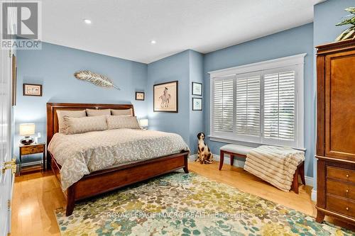 18 Stoney Brae Drive, Brant (South Dumfries), ON - Indoor Photo Showing Bedroom