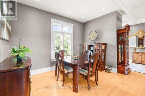 18 Stoney Brae Drive, Brant (South Dumfries), ON - Indoor Photo Showing Dining Room