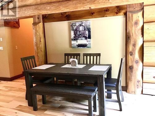 2850 Black Bear Crescent, Kimberley, BC - Indoor Photo Showing Dining Room