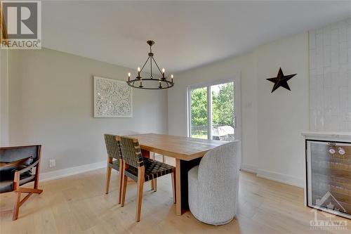 6515 Bunker Road, Ottawa, ON - Indoor Photo Showing Dining Room