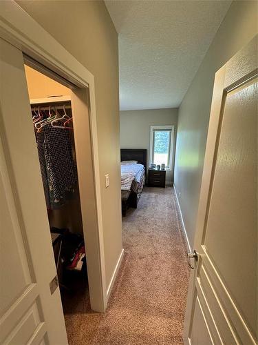 1 18 Outback Drive, Brandon, MB - Indoor Photo Showing Other Room