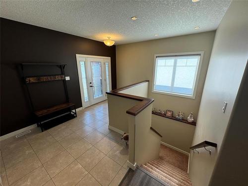 1 18 Outback Drive, Brandon, MB - Indoor Photo Showing Other Room