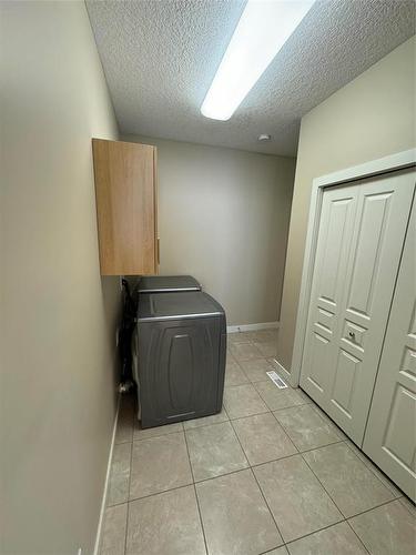 1 18 Outback Drive, Brandon, MB - Indoor Photo Showing Other Room