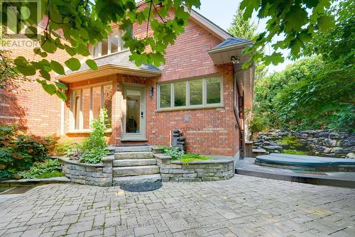 82 Chestnut Court, London, ON - Outdoor