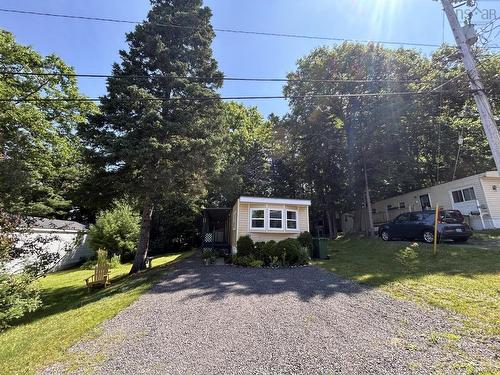 27 Glendale Avenue, New Minas, NS 