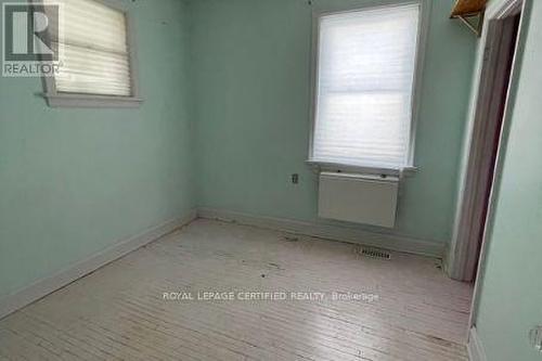 71 Nelson Street W, Brampton, ON - Indoor Photo Showing Other Room