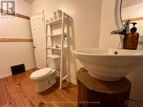 117 Floral Avenue, Timmins (Central), ON - Indoor Photo Showing Bathroom