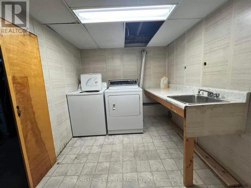 117 Floral Avenue, Timmins (Central), ON - Indoor Photo Showing Laundry Room