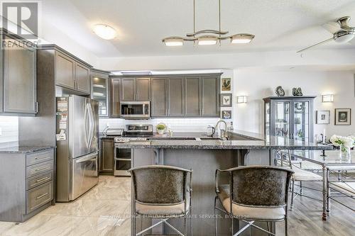627 - 125 Shoreview Place, Hamilton, ON - Indoor Photo Showing Kitchen With Stainless Steel Kitchen With Upgraded Kitchen