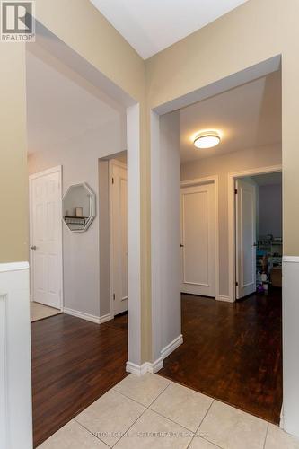 25 Antrim Crescent, London, ON - Indoor Photo Showing Other Room
