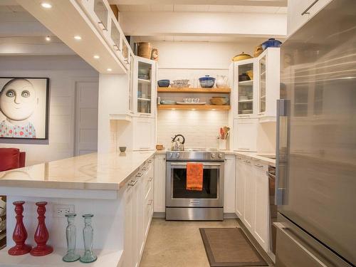 Kitchen - 207 Ch. Des Boisés, Mont-Tremblant, QC - Indoor Photo Showing Kitchen With Upgraded Kitchen