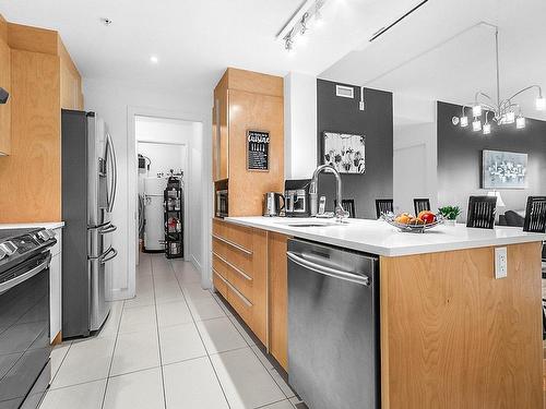 Kitchen - 208-4952 Rue Honoré-Beaugrand, Saint-Augustin-De-Desmaures, QC - Indoor Photo Showing Kitchen