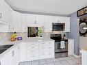 60-98 Falconer Dr, Mississauga, ON  - Indoor Photo Showing Kitchen With Double Sink With Upgraded Kitchen 