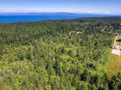 450 & 460 Rembar Rd, Qualicum Beach, BC 