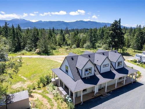 450 & 460 Rembar Rd, Qualicum Beach, BC 