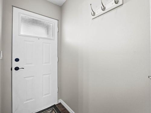 31-800 Southill Street, Kamloops, BC - Indoor Photo Showing Other Room
