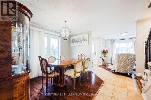 108 Silk Drive, Shelburne, ON - Indoor Photo Showing Dining Room