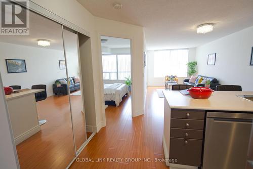 705 - 62 Suncrest Boulevard, Markham (Commerce Valley), ON - Indoor Photo Showing Other Room