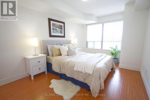 705 - 62 Suncrest Boulevard, Markham (Commerce Valley), ON - Indoor Photo Showing Bedroom