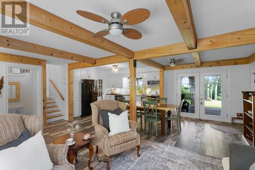 21 Johnson Road, Trent Hills (Campbellford), ON - Indoor Photo Showing Living Room