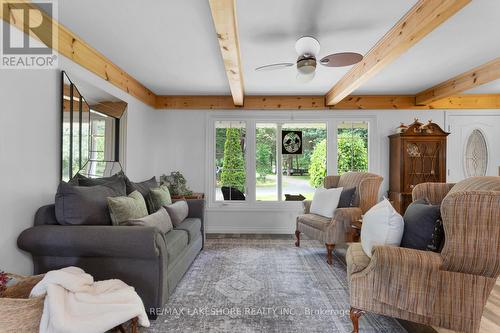 21 Johnson Road, Trent Hills (Campbellford), ON - Indoor Photo Showing Living Room