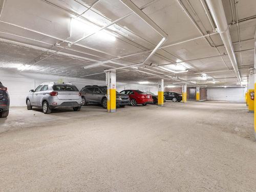 Stationnement - 104-6995 Boul. Gouin E., Montréal (Montréal-Nord), QC - Indoor Photo Showing Garage