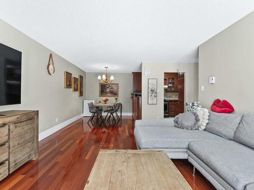 Salon - 104-6995 Boul. Gouin E., Montréal (Montréal-Nord), QC - Indoor Photo Showing Living Room