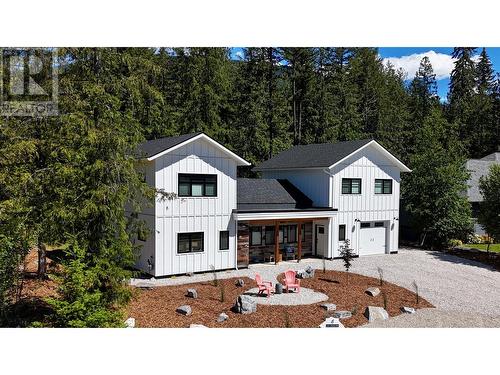 1640 Prail Road, Revelstoke, BC - Outdoor