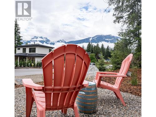 1640 Prail Road, Revelstoke, BC - Outdoor