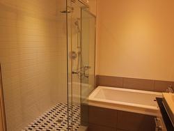 Ensuite bathroom - 