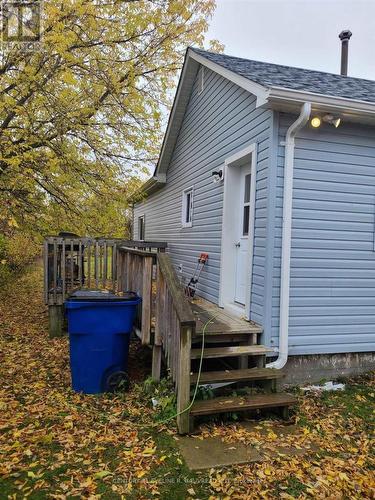 283 Meridian Avenue, Temiskaming Shores, ON - Outdoor With Exterior