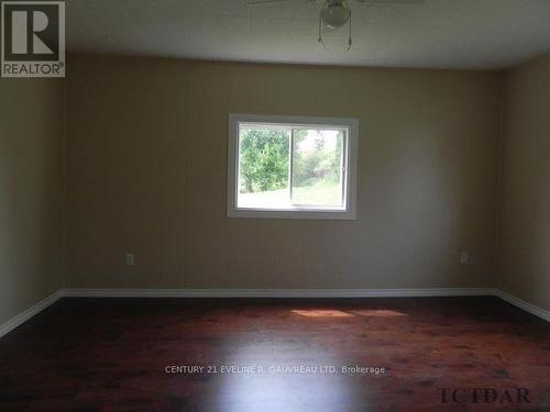 283 Meridian Avenue, Temiskaming Shores, ON - Indoor Photo Showing Other Room