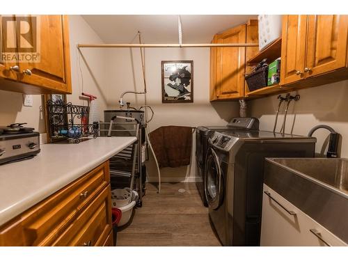 8716 Westsyde Road, Kamloops, BC - Indoor Photo Showing Laundry Room