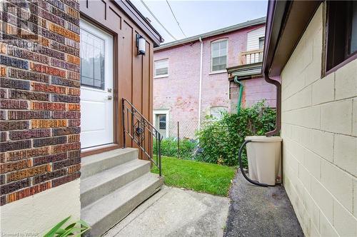 35 Brock Street, Woodstock, ON - Outdoor With Exterior