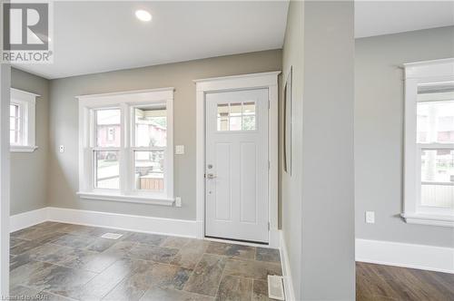 35 Brock Street, Woodstock, ON - Indoor Photo Showing Other Room