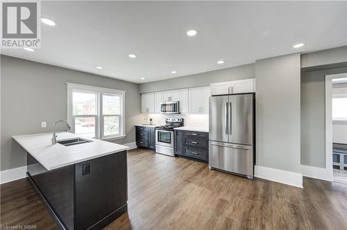 35 Brock Street, Woodstock, ON - Indoor Photo Showing Kitchen