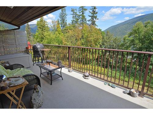 7 - 1691 Highway 3A, Nelson, BC - Outdoor With Balcony With Exterior