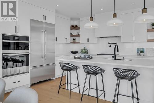 3020 Shaleview Drive, West Kelowna, BC - Indoor Photo Showing Kitchen With Upgraded Kitchen