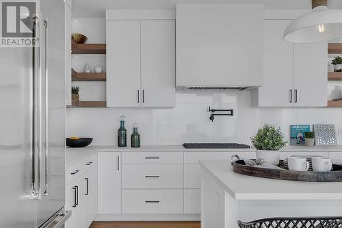 3020 Shaleview Drive, West Kelowna, BC - Indoor Photo Showing Kitchen