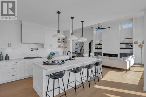 3020 Shaleview Drive, West Kelowna, BC - Indoor Photo Showing Kitchen With Upgraded Kitchen