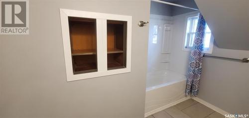 109 Cairo Street, Wolseley, SK - Indoor Photo Showing Bathroom