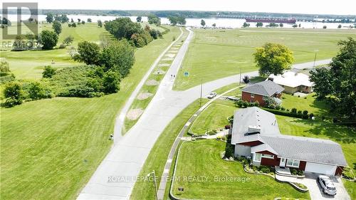 8 Elizabeth Drive, South Dundas, ON - Outdoor With View