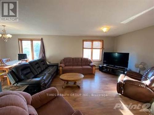 A & B - 29 Keg Road, Rainbow Lake, AB - Indoor Photo Showing Living Room