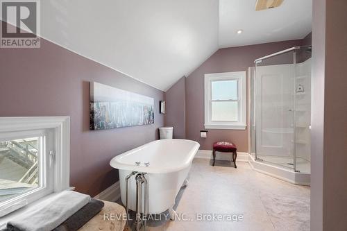 269 Sugarloaf Street, Port Colborne, ON - Indoor Photo Showing Bathroom