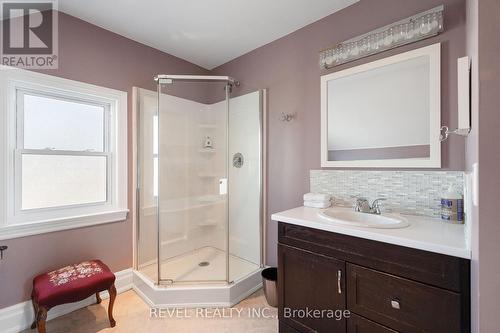 269 Sugarloaf Street, Port Colborne, ON - Indoor Photo Showing Bathroom