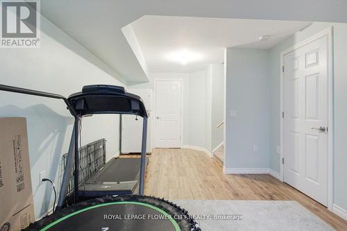 147 Pelech Crescent, Hamilton, ON - Indoor Photo Showing Gym Room