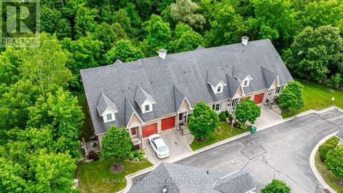 11 - 1010 Cristina Court N, Mississauga, ON - Outdoor