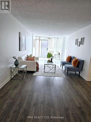 306 - 5 Rowntree Road S, Toronto, ON - Indoor Photo Showing Living Room